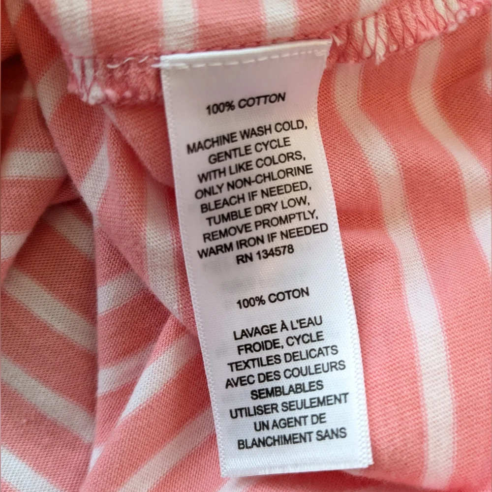 {Vineyard Vines} Girls Boxy Whale Patch T-Shirt - Picture 3 of 3